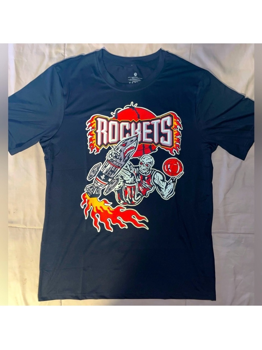 Men’s Large Houston Rockets Black NBA Short Sleeve GRAPHIC T Shirt ROCKET MAN